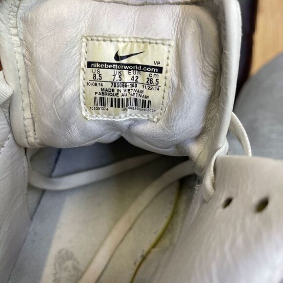 Nike Air Python Premium 'White Metallic Silver' Size 8.5 - 705066-100 - Picture 8 of 8